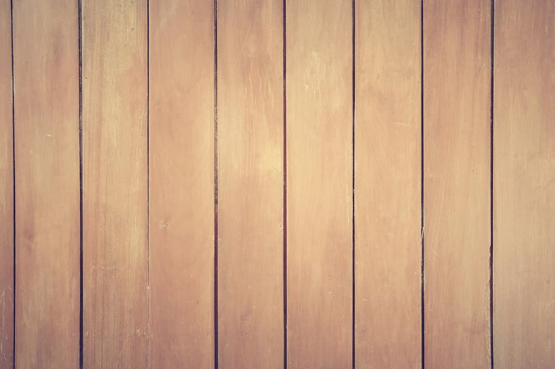 What Makes Pine Wood So Perfect for Paneling?